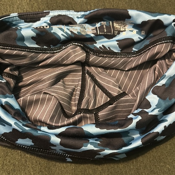 I. A. B. Size S. 2.5 in shorts. Retired print. - Picture 2 of 3